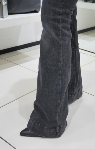 Jeans skinny flare grigio