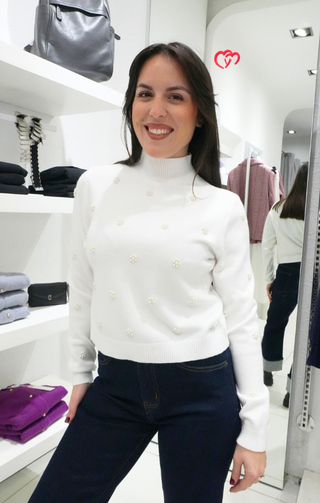 Maglioncino con perline decorative panna