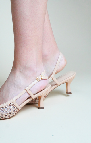 Décolleté slingback intrecciato beige