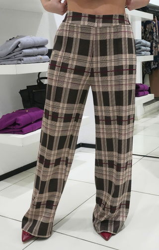 Pantalone profilo frontale