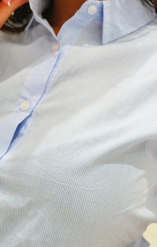 Camicia smanicata a righe azzurro