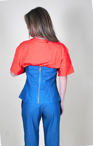 Top a fascia effetto denim