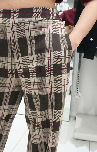 Pantalone profilo frontale