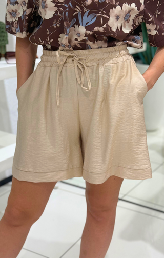 Shorts in viscosa beige