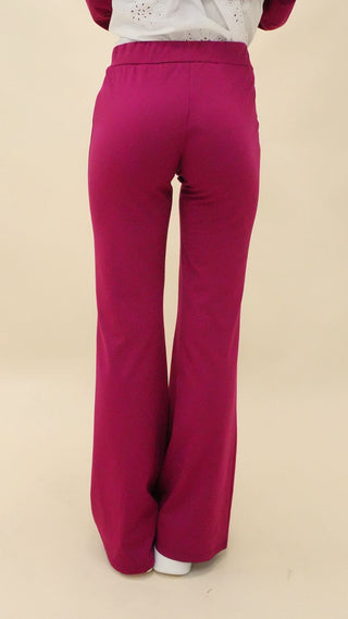 Pantalone con elastico a zampa fragola