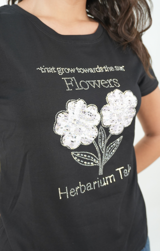 T-shirt flower nera