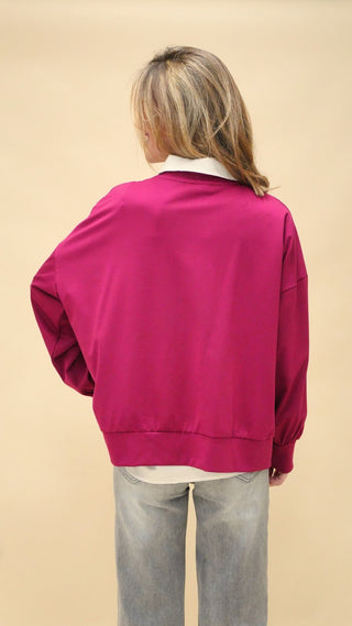 Felpa con ricami fragola