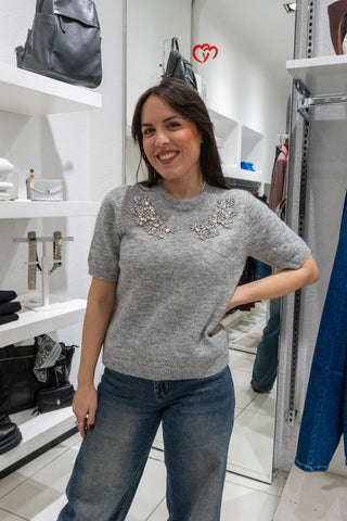 Maglioncino manica corta e applicazioni gioiello grigio