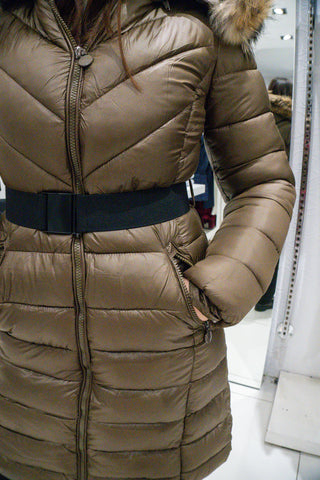 piumino lungo marrone